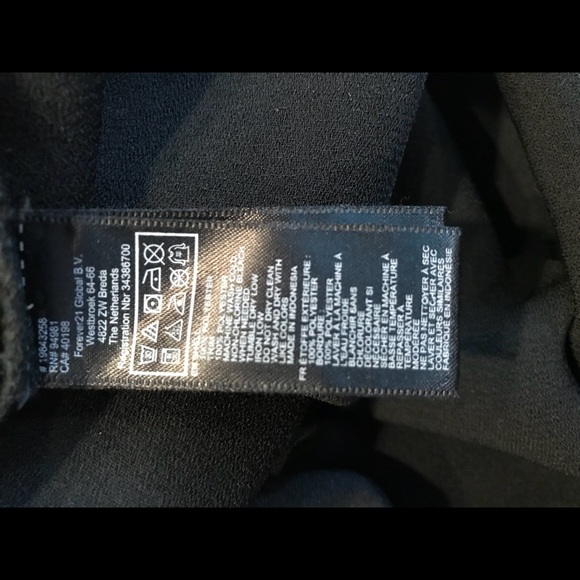 Women’s Forever 21 little black dress size XS - Picture 6 of 6